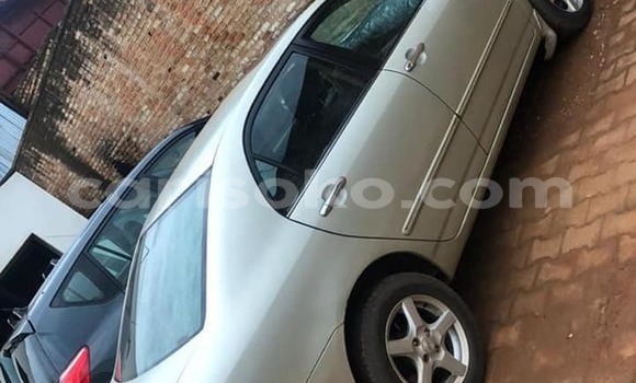اشتري مستعمل Toyota Corolla Gris سيارة في Kigali في Rwanda اشتري مستعمل Toyota Corolla Gris سيارة في Kigali في Rwanda