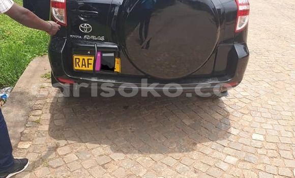 اشتري مستعمل Toyota RAV4 Noir سيارة في Kigali في Rwanda اشتري مستعمل Toyota RAV4 Noir سيارة في Kigali في Rwanda