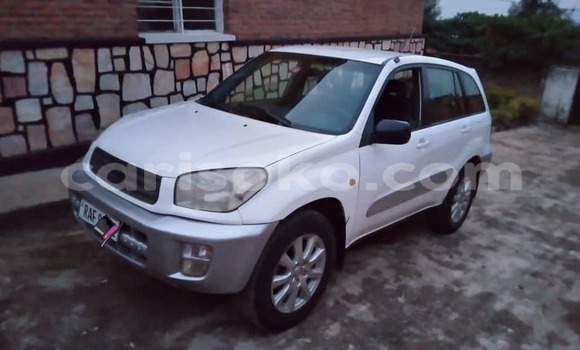 اشتري مستعمل Toyota RAV4 Blanc سيارة في Kigali في Rwanda اشتري مستعمل Toyota RAV4 Blanc سيارة في Kigali في Rwanda