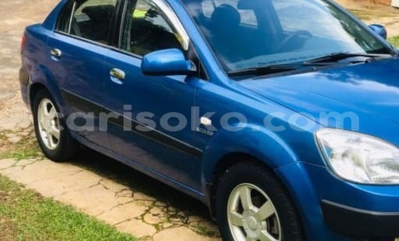 اشتري مستعمل Kia Pride Bleu سيارة في Kigali في Rwanda اشتري مستعمل Kia Pride Bleu سيارة في Kigali في Rwanda