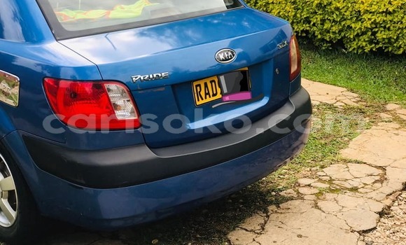 اشتري مستعمل Kia Pride Bleu سيارة في Kigali في Rwanda اشتري مستعمل Kia Pride Bleu سيارة في Kigali في Rwanda