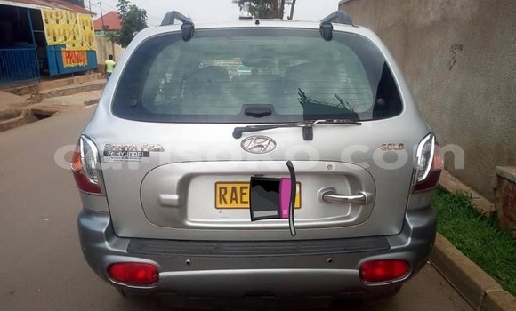 اشتري مستعمل Hyundai Santa Fe Gris سيارة في Kigali في Rwanda اشتري مستعمل Hyundai Santa Fe Gris سيارة في Kigali في Rwanda