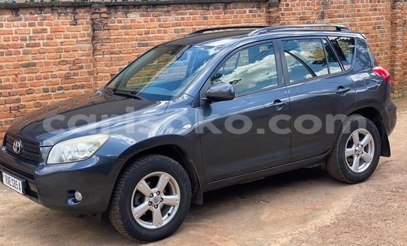 اشتري مستعمل Toyota RAV4 Noir سيارة في Kigali في Rwanda اشتري مستعمل Toyota RAV4 Noir سيارة في Kigali في Rwanda
