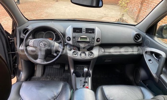 اشتري مستعمل Toyota RAV4 Noir سيارة في Kigali في Rwanda اشتري مستعمل Toyota RAV4 Noir سيارة في Kigali في Rwanda