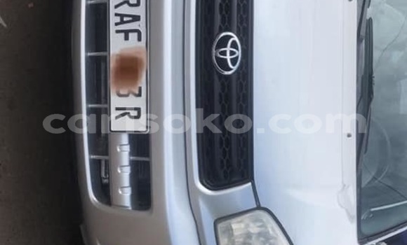 Acheter Occasion Voiture Toyota RAV4 Gris à Kigali, Rwanda Acheter Occasion Voiture Toyota RAV4 Gris à Kigali, Rwanda