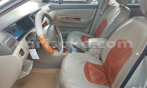 Acheter Occasion Voiture Toyota Corolla Gris à Kigali, Rwanda Acheter Occasion Voiture Toyota Corolla Gris à Kigali, Rwanda