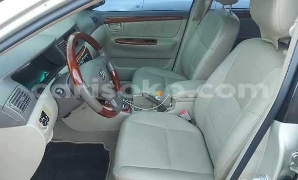 Acheter Occasion Voiture Toyota Corolla Gris à Kigali, Rwanda Acheter Occasion Voiture Toyota Corolla Gris à Kigali, Rwanda