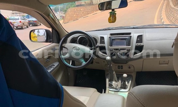 Acheter Occasion Voiture Toyota Fortuner Noir à Kigali, Rwanda Acheter Occasion Voiture Toyota Fortuner Noir à Kigali, Rwanda