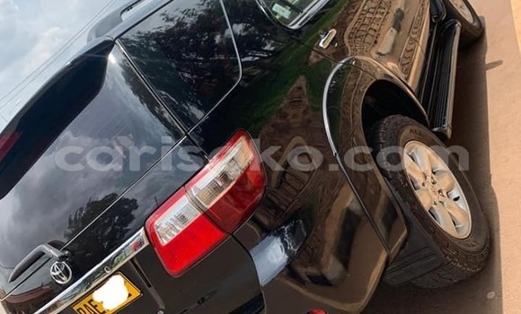 Acheter Occasion Voiture Toyota Fortuner Noir à Kigali, Rwanda Acheter Occasion Voiture Toyota Fortuner Noir à Kigali, Rwanda