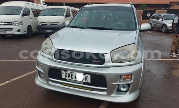 Acheter Occasion Voiture Toyota RAV4 Gris à Kigali, Rwanda Acheter Occasion Voiture Toyota RAV4 Gris à Kigali, Rwanda