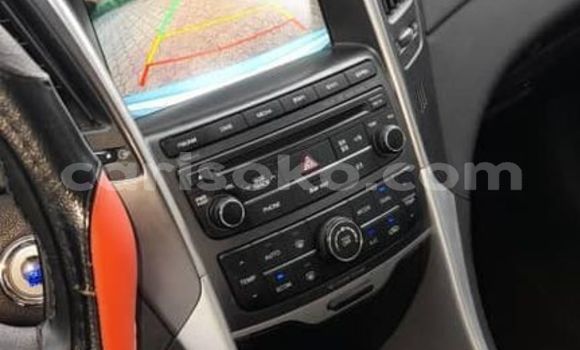 Acheter Occasion Voiture Hyundai Sonata Gris à Kigali, Rwanda Acheter Occasion Voiture Hyundai Sonata Gris à Kigali, Rwanda