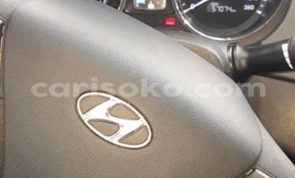 Acheter Occasion Voiture Hyundai Sonata Gris à Kigali, Rwanda Acheter Occasion Voiture Hyundai Sonata Gris à Kigali, Rwanda