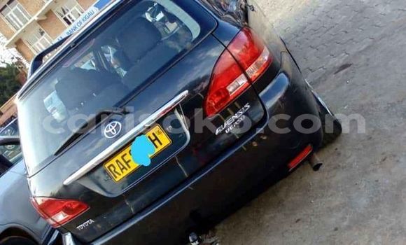 Acheter Occasion Voiture Toyota Avensis Noir à Kigali, Rwanda Acheter Occasion Voiture Toyota Avensis Noir à Kigali, Rwanda