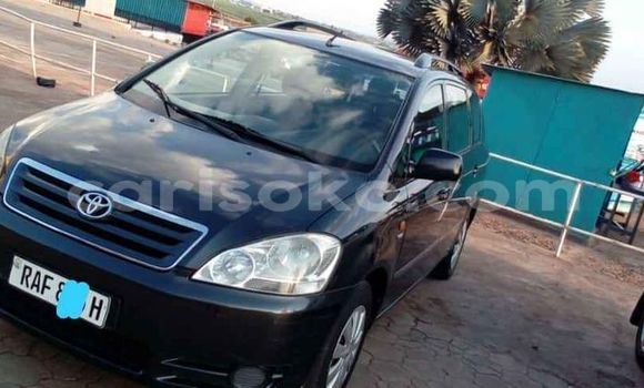Acheter Occasion Voiture Toyota Avensis Noir à Kigali, Rwanda Acheter Occasion Voiture Toyota Avensis Noir à Kigali, Rwanda