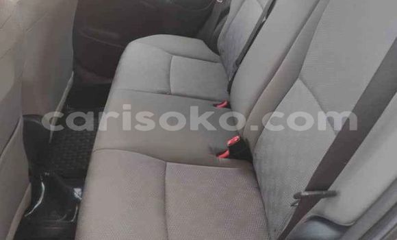 Acheter Occasion Voiture Toyota Matrix Gris à Kigali, Rwanda Acheter Occasion Voiture Toyota Matrix Gris à Kigali, Rwanda