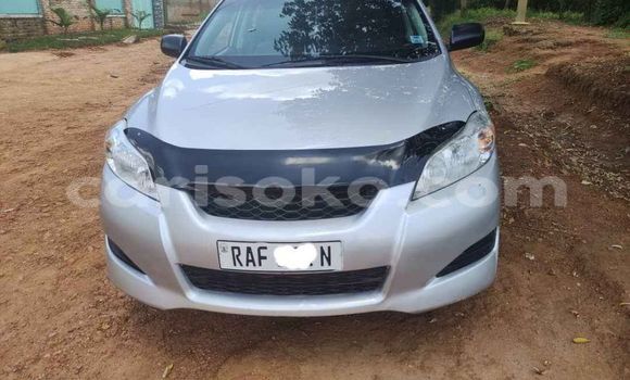 Acheter Occasion Voiture Toyota Matrix Gris à Kigali, Rwanda Acheter Occasion Voiture Toyota Matrix Gris à Kigali, Rwanda