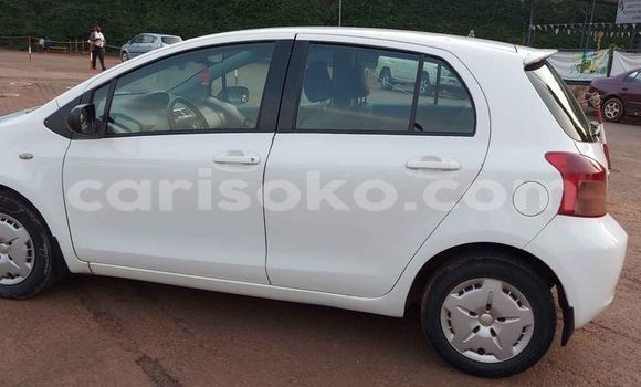 Acheter Occasion Voiture Toyota Yaris Blanc à Kigali, Rwanda