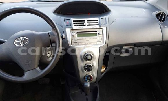 اشتري مستعمل Toyota Yaris Blanc سيارة في Kigali في Rwanda اشتري مستعمل Toyota Yaris Blanc سيارة في Kigali في Rwanda