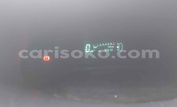 اشتري مستعمل Toyota Yaris Verso Bleu سيارة في Kigali في Rwanda اشتري مستعمل Toyota Yaris Verso Bleu سيارة في Kigali في Rwanda