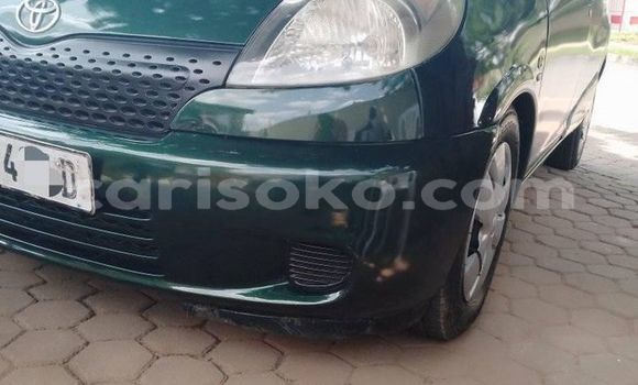 Acheter Occasion Voiture Toyota Verso Vert à Kigali, Rwanda