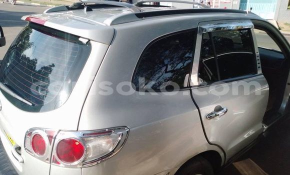 Buy Used Hyundai Santa Fe Silver Car in Kigali in Rwanda Buy Used Hyundai Santa Fe Silver Car in Kigali in Rwanda