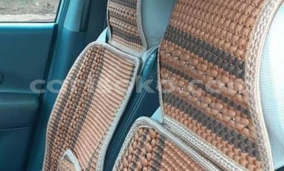 Acheter Occasion Voiture Hyundai Tucson Gris à Huye, Rwanda Acheter Occasion Voiture Hyundai Tucson Gris à Huye, Rwanda