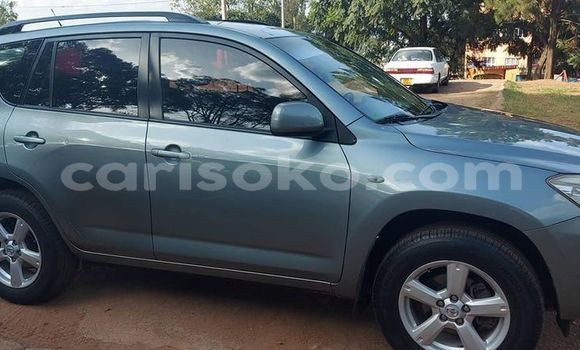 Buy Used Toyota RAV4 Green Car in Kigali in Rwanda Buy Used Toyota RAV4 Green Car in Kigali in Rwanda