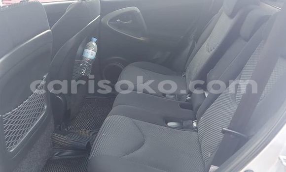 Buy Used Toyota RAV4 Green Car in Kigali in Rwanda Buy Used Toyota RAV4 Green Car in Kigali in Rwanda