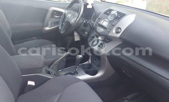 Buy Used Toyota RAV4 Green Car in Kigali in Rwanda Buy Used Toyota RAV4 Green Car in Kigali in Rwanda