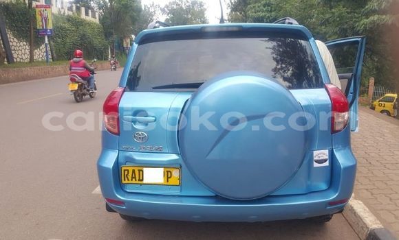 اشتري مستعمل Toyota RAV4 Bleu سيارة في Kigali في Rwanda اشتري مستعمل Toyota RAV4 Bleu سيارة في Kigali في Rwanda