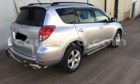 اشتري مستعمل Toyota RAV4 Gris سيارة في Kigali في Rwanda اشتري مستعمل Toyota RAV4 Gris سيارة في Kigali في Rwanda