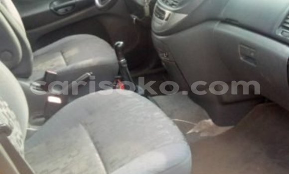 اشتري مستعمل Toyota Previa Marron سيارة في Kigali في Rwanda اشتري مستعمل Toyota Previa Marron سيارة في Kigali في Rwanda