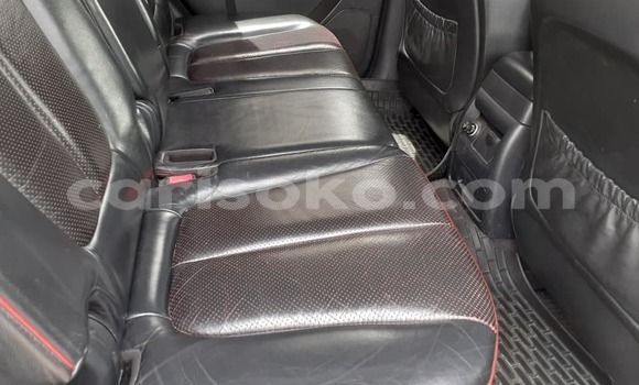 Buy Used Hyundai Santa Fe Blue Car in Kigali in Rwanda Buy Used Hyundai Santa Fe Blue Car in Kigali in Rwanda