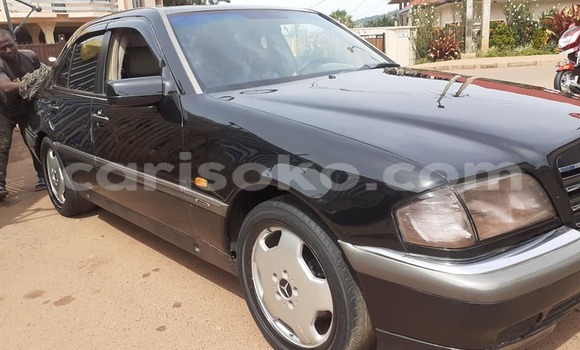 Buy Used Mercedes-Benz C–Class Black Car in Kigali in Rwanda Buy Used Mercedes-Benz C–Class Black Car in Kigali in Rwanda