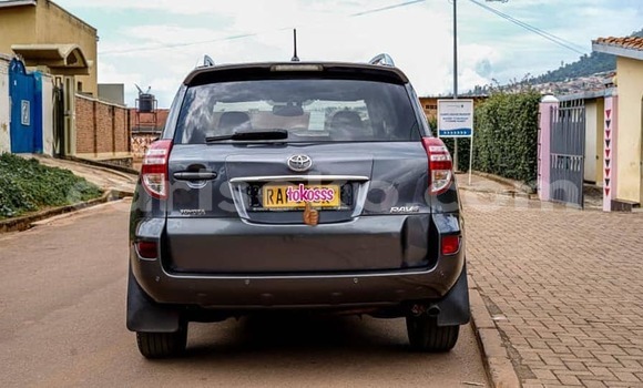 Buy Used Toyota RAV4 Blue Car in Kigali in Rwanda Buy Used Toyota RAV4 Blue Car in Kigali in Rwanda