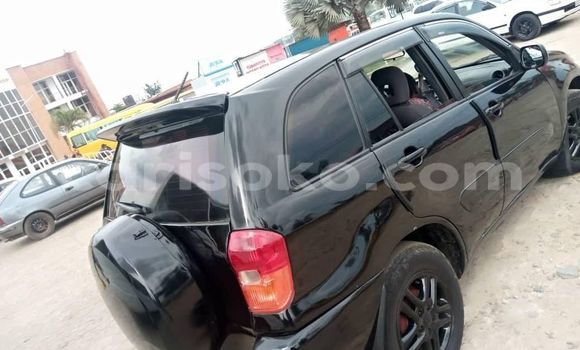Acheter Occasion Voiture Toyota RAV4 Noir à Kigali, Rwanda Acheter Occasion Voiture Toyota RAV4 Noir à Kigali, Rwanda