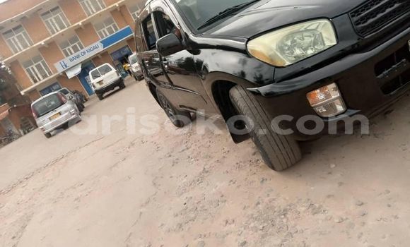 Acheter Occasion Voiture Toyota RAV4 Noir à Kigali, Rwanda Acheter Occasion Voiture Toyota RAV4 Noir à Kigali, Rwanda