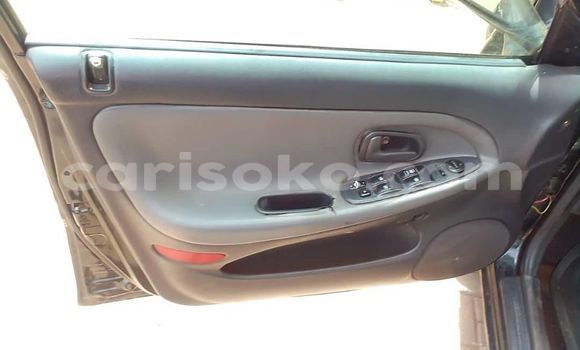 Acheter Occasion Voiture Toyota Land Cruiser Vert à Kigali, Rwanda Acheter Occasion Voiture Toyota Land Cruiser Vert à Kigali, Rwanda