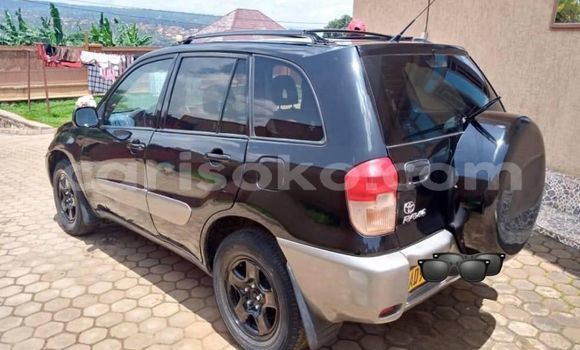 Acheter Occasion Voiture Toyota RAV4 Noir à Kigali, Rwanda Acheter Occasion Voiture Toyota RAV4 Noir à Kigali, Rwanda