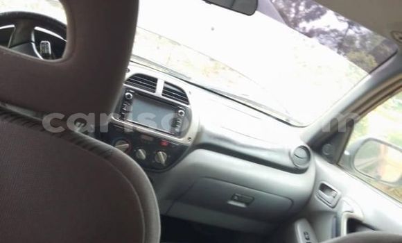 Acheter Occasion Voiture Toyota RAV4 Noir à Kigali, Rwanda Acheter Occasion Voiture Toyota RAV4 Noir à Kigali, Rwanda