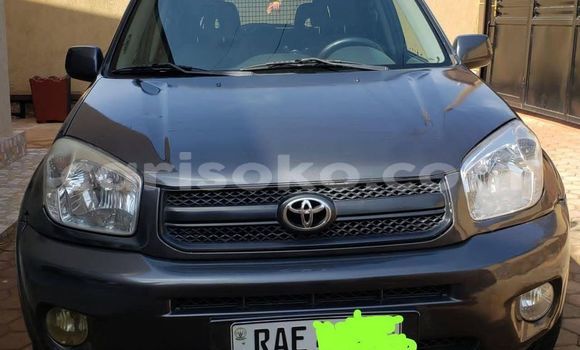 Acheter Occasion Voiture Toyota RAV4 Noir à Kigali, Rwanda Acheter Occasion Voiture Toyota RAV4 Noir à Kigali, Rwanda