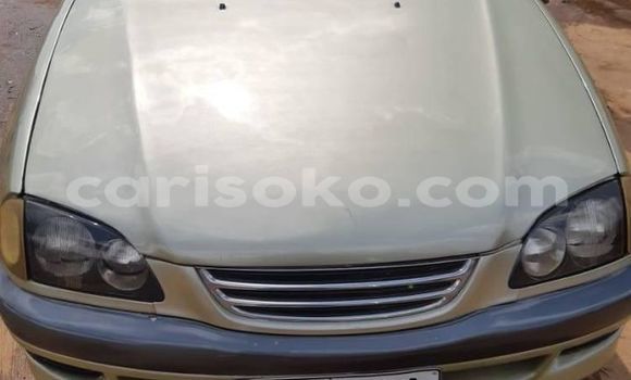 Acheter Occasion Voiture Toyota Avensis Beige à Kigali, Rwanda Acheter Occasion Voiture Toyota Avensis Beige à Kigali, Rwanda