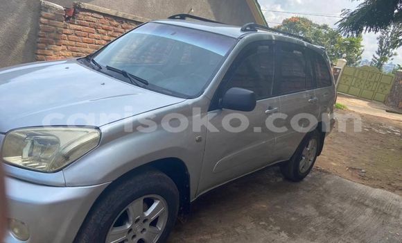 Acheter Occasion Voiture Toyota RAV4 Gris à Kigali, Rwanda Acheter Occasion Voiture Toyota RAV4 Gris à Kigali, Rwanda
