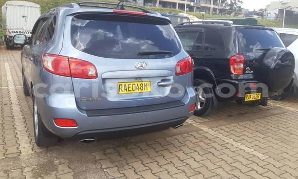 Acheter Occasion Voiture Hyundai Santa Fe Bleu à Kigali, Rwanda Acheter Occasion Voiture Hyundai Santa Fe Bleu à Kigali, Rwanda