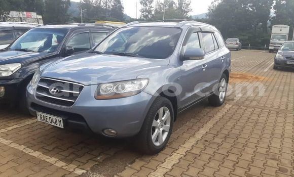 Acheter Occasion Voiture Hyundai Santa Fe Bleu à Kigali, Rwanda Acheter Occasion Voiture Hyundai Santa Fe Bleu à Kigali, Rwanda