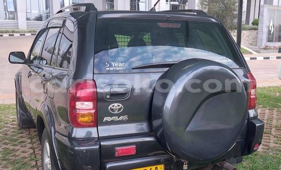 Acheter Occasion Voiture Toyota RAV4 Noir à Kigali, Rwanda Acheter Occasion Voiture Toyota RAV4 Noir à Kigali, Rwanda