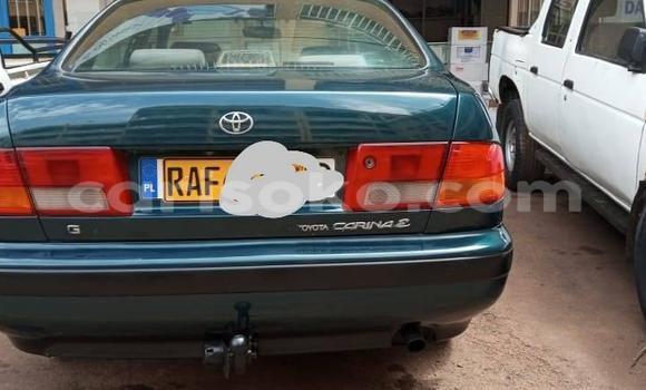 Acheter Occasion Voiture Toyota Carina Vert à Kigali, Rwanda Acheter Occasion Voiture Toyota Carina Vert à Kigali, Rwanda