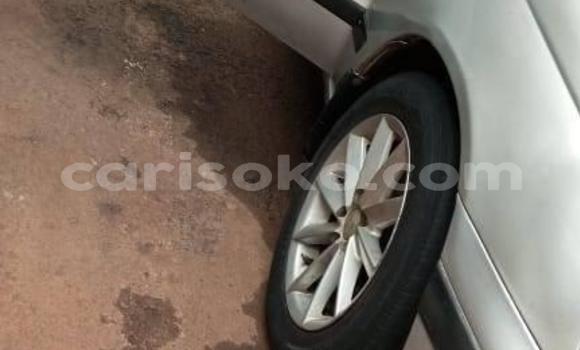 Acheter Occasion Voiture Toyota Carina E Gris à Kigali, Rwanda Acheter Occasion Voiture Toyota Carina E Gris à Kigali, Rwanda