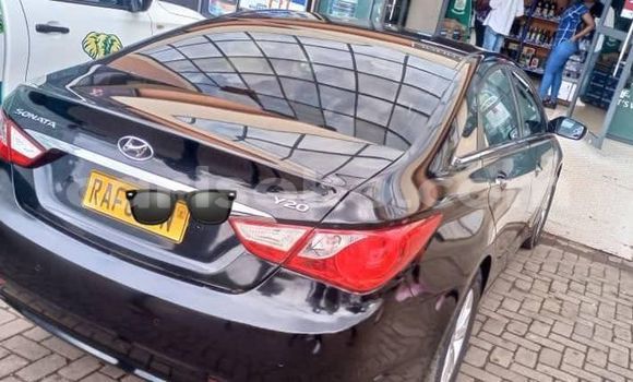 Acheter Occasion Voiture Hyundai Sonata Noir à Kigali, Rwanda Acheter Occasion Voiture Hyundai Sonata Noir à Kigali, Rwanda