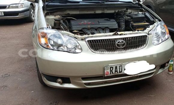 Acheter Occasion Voiture Toyota Corolla Gris à Kigali, Rwanda Acheter Occasion Voiture Toyota Corolla Gris à Kigali, Rwanda